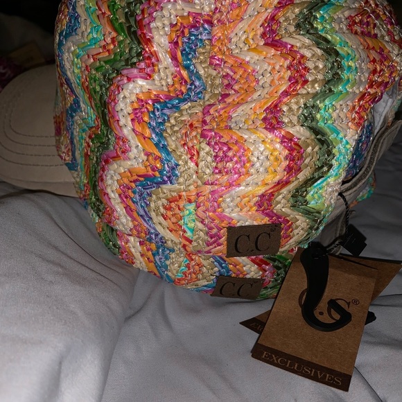 NWT CC Beanie Ball Cap - Picture 2 of 3